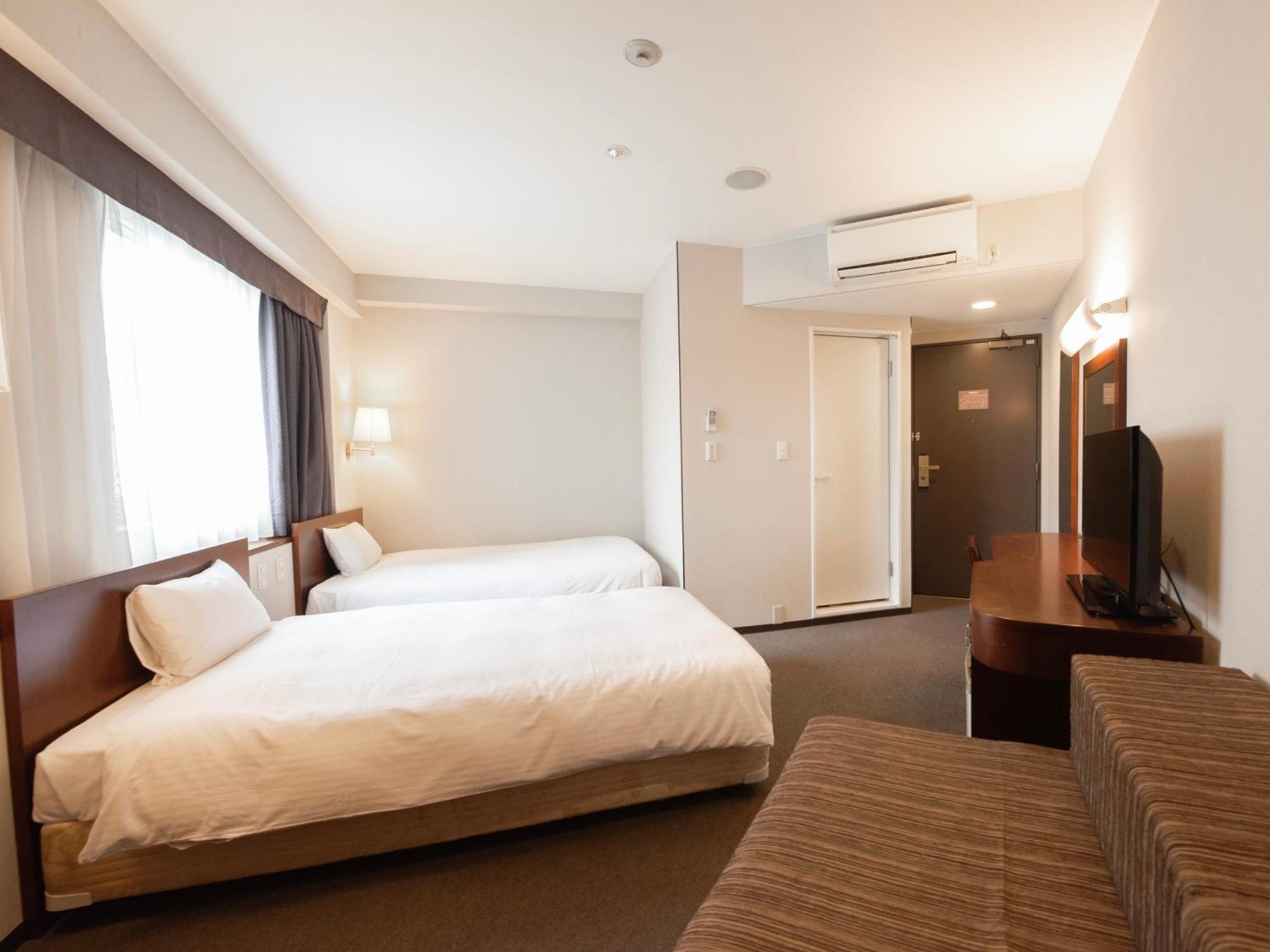 Hotel Hillarys Osaca Quarto foto